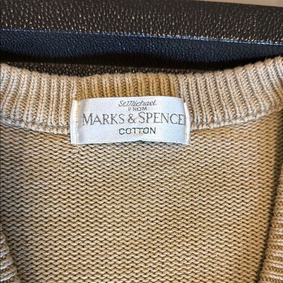 Mark&Spencer StMichael Men's Beige Sand V-Neck Sweater size medium - Picture 3 of 8